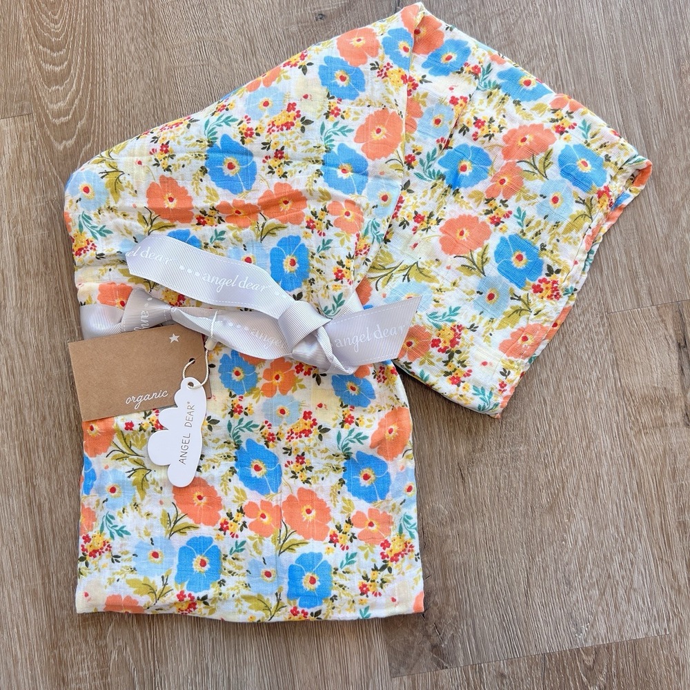 Angel Dear Swaddle Blanket Bright Floral Flowers Nature 47x47 Brand New!‎